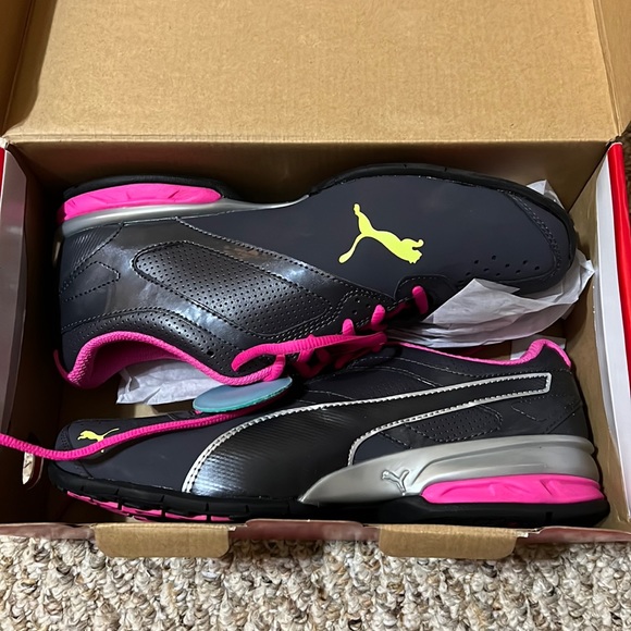 Puma sneakers in very good condition used once - Picture 3 of 4